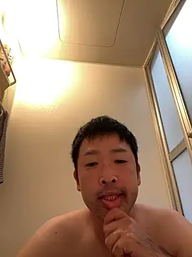 Snapshot of shin0689 chatting on 09-21-25, 04:47 shin0689 online show from 09-21-25, 04:47