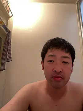 Snapshot of shin0689 chatting on 10-11-25, 02:04 shin0689 online show from 10-11-25, 02:04