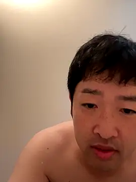 Snapshot of shin0689 chatting on 10-20-25, 09:48 shin0689 online show from 10-20-25, 09:48