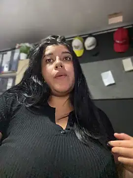 Snapshot of Tokio_Sakura chatting on 12-18-25, 09:54 Tokio Sakura online show from 12-18-25, 09:54