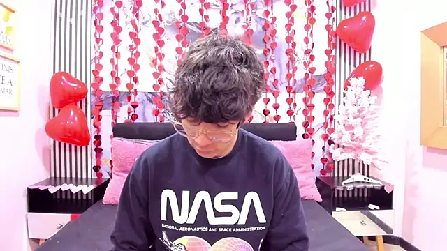 Desire Ecstasy online show from 02-15-26, 03:14