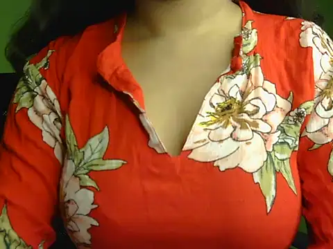 your cute girl online show from 10-18-25, 05:32