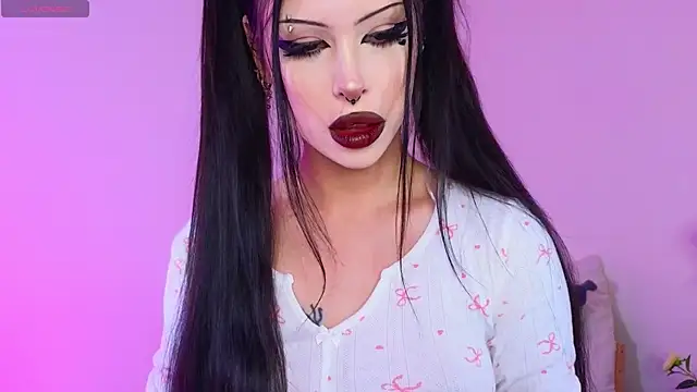 venomeowww   online show from 09-27-25, 03:22