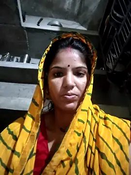 Snapshot of Riya_jaan12 chatting on 04-15-26, 02:51 Riya jaan12 online show from 04-15-26, 02:51