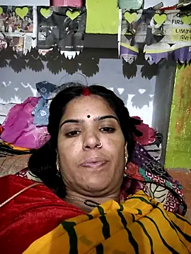 Snapshot of Riya_jaan12 chatting on 05-05-26, 04:15 Riya jaan12 online show from 05-05-26, 04:15