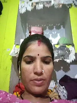Snapshot of Riya_jaan12 chatting on 05-12-26, 02:25 Riya jaan12 online show from 05-12-26, 02:25