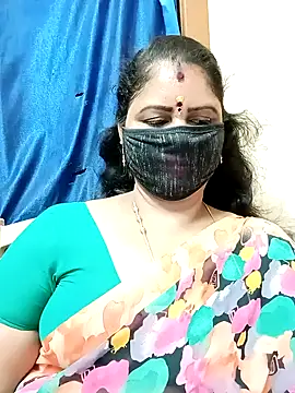 Snapshot of sushma26 chatting on 04-18-26, 07:18 sushma26 online show from 04-18-26, 07:18