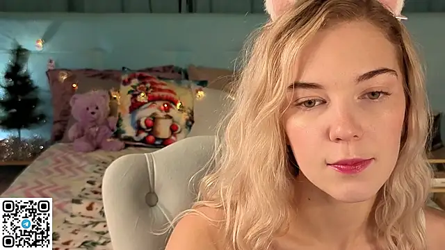 Aurora Bennet online show from 12-16-25, 12:59