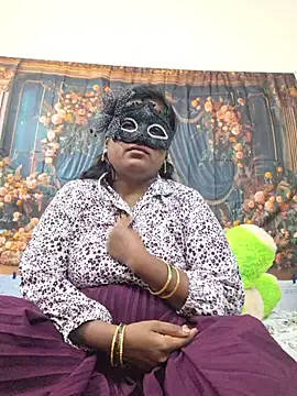 Snapshot of anubabysk12 chatting on 11-17-25, 01:44 anubabysk12 online show from 11-17-25, 01:44