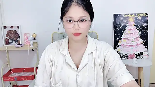 Snapshot of Dec-7758 chatting on 06-20-26, 01:47 Dec-7758 online show from 06-20-26, 01:47