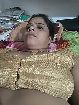Snapshot of Setty54 chatting on 09-11-25, 04:56 Setty54 online show from 09-11-25, 04:56