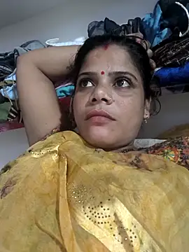 Snapshot of Setty54 chatting on 10-07-25, 10:34 Setty54 online show from 10-07-25, 10:34