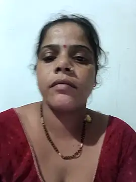 Snapshot of Setty54 chatting on 10-19-25, 09:37 Setty54 online show from 10-19-25, 09:37