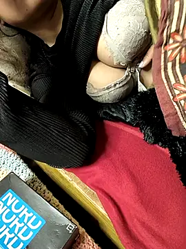 queenbuggi online show from 02-28-26, 06:31