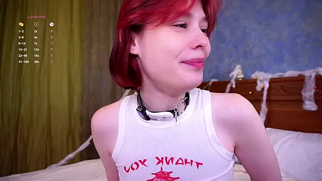 LurleneRamo online show from 10-31-25, 01:06