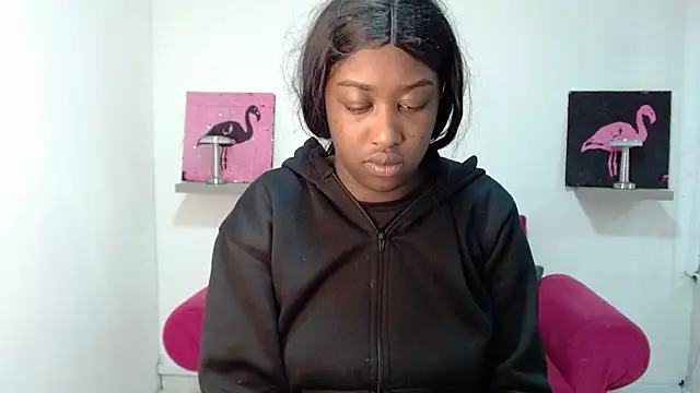 Snapshot of milykabombastik chatting on 09-15-25, 12:27 milykabombastik online show from 09-15-25, 12:27