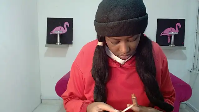 Snapshot of milykabombastik chatting on 10-03-25, 12:46 milykabombastik online show from 10-03-25, 12:46