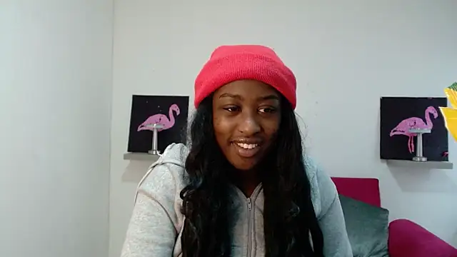 Snapshot of milykabombastik chatting on 10-09-25, 12:36 milykabombastik online show from 10-09-25, 12:36