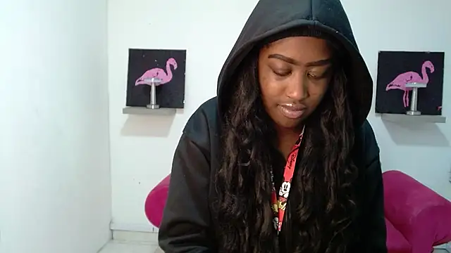 Snapshot of milykabombastik chatting on 10-10-25, 12:26 milykabombastik online show from 10-10-25, 12:26