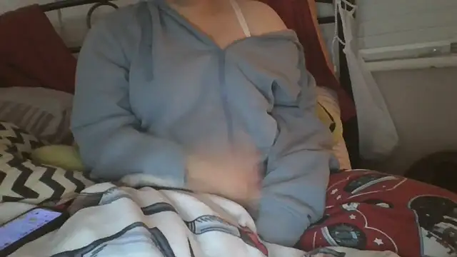 Snapshot of lu_official1 chatting on 11-11-25, 07:47 lu official1 online show from 11-11-25, 07:47