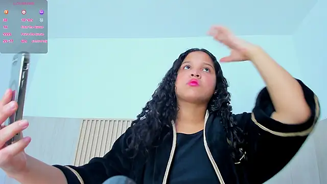 Snapshot of alena_brown_ chatting on 11-25-25, 07:14 alena brown online show from 11-25-25, 07:14