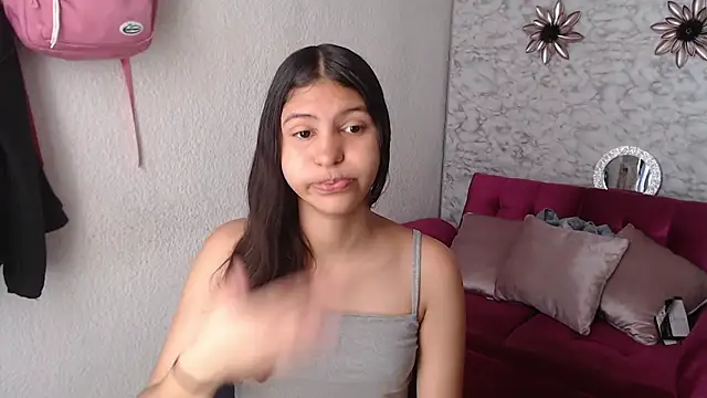 Evagirl69 online show from 11-18-25, 06:23