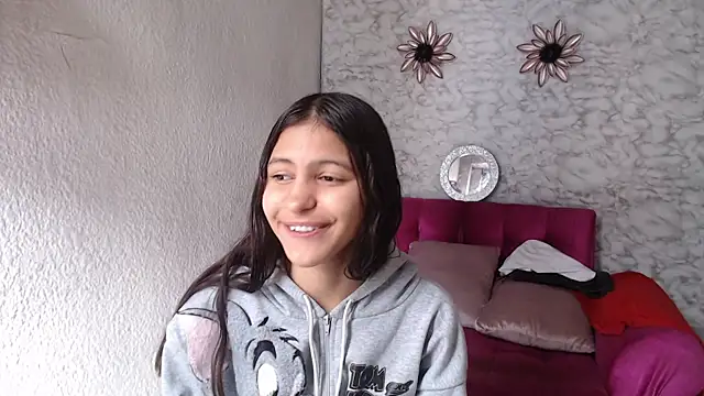 Snapshot of Evagirl69 chatting on 07-01-26, 12:29 Evagirl69 online show from 07-01-26, 12:29