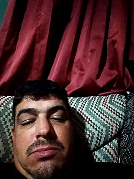Snapshot of branquinho3 chatting on 05-11-26, 01:00 branquinho3 online show from 05-11-26, 01:00