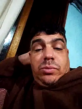 Snapshot of branquinho3 chatting on 06-08-26, 01:28 branquinho3 online show from 06-08-26, 01:28