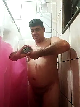 Snapshot of branquinho3 chatting on 06-12-26, 02:43 branquinho3 online show from 06-12-26, 02:43
