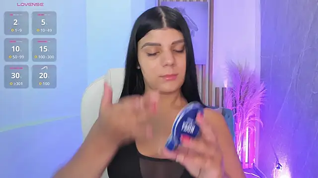 PauliinaBelle  online show from 05-09-26, 01:49