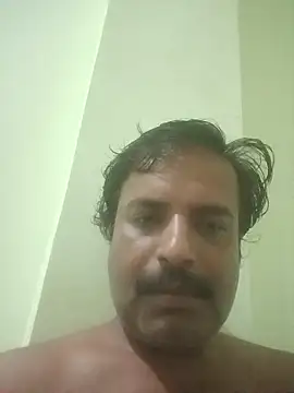 Snapshot of vardh033 chatting on 09-28-25, 02:28 vardh033 online show from 09-28-25, 02:28