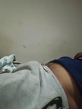 Snapshot of vardh033 chatting on 11-26-25, 09:16 vardh033 online show from 11-26-25, 09:16