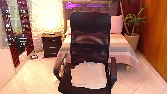 veronica em1 online show from 02-12-26, 01:06