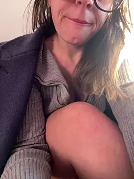 ladywithbigass online show from 02-10-25, 12:50