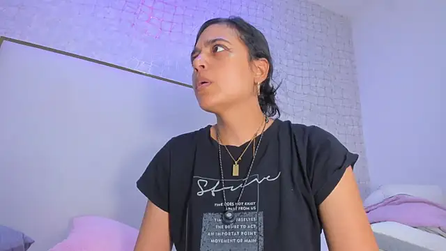 thalia888  online show from 02-18-26, 07:10