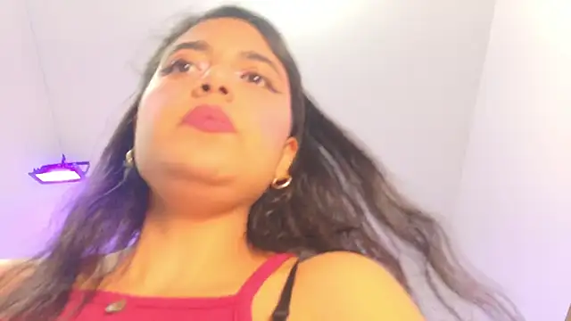 Snapshot of thalia888_ chatting on 07-15-26, 07:30 thalia888 online show from 07-15-26, 07:30