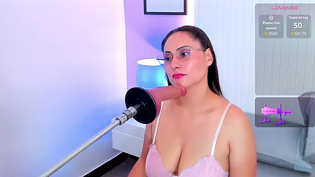 lauren stone  online show from 02-18-26, 07:10