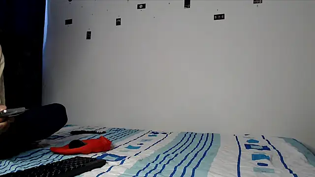 alexmark  online show from 05-25-26, 04:35