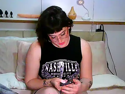 Snapshot of aMinshy chatting on 10-03-25, 11:35 aMinshy online show from 10-03-25, 11:35