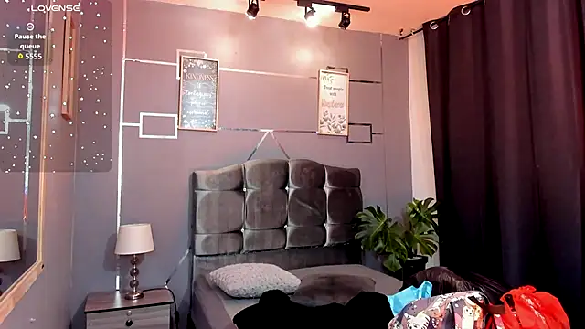 Snapshot of Lilith_morgan01 chatting on 10-07-25, 11:51 Lilith morgan01 online show from 10-07-25, 11:51