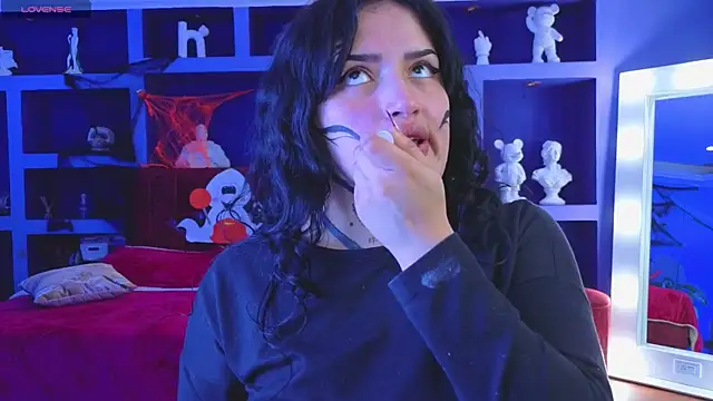 Snapshot of sari_belle chatting on 10-30-25, 09:26 sari belle online show from 10-30-25, 09:26