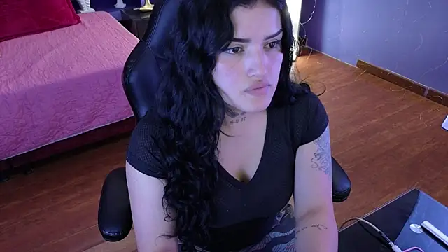 Snapshot of sari_belle chatting on 12-03-25, 09:35 sari belle online show from 12-03-25, 09:35