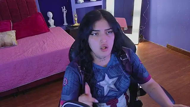 Snapshot of sari_belle chatting on 12-04-25, 09:01 sari belle online show from 12-04-25, 09:01