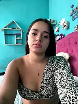 Luciaparker03 online show from 10-01-25, 02:34