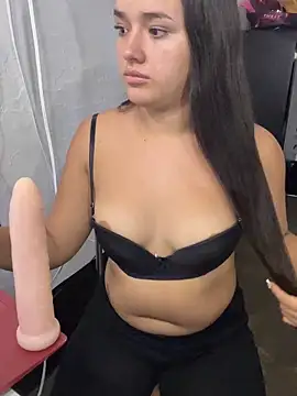 Snapshot of Luciaparker03 chatting on 01-31-26, 11:58 Luciaparker03 online show from 01-31-26, 11:58