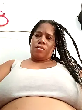 Snapshot of Big_ass_submissive chatting on 04-22-26, 01:45 Big ass submissive online show from 04-22-26, 01:45