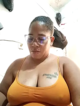Snapshot of Big_ass_submissive chatting on 04-23-26, 12:40 Big ass submissive online show from 04-23-26, 12:40