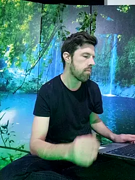 welcome-to-the-jungle online show from 03-09-26, 09:41