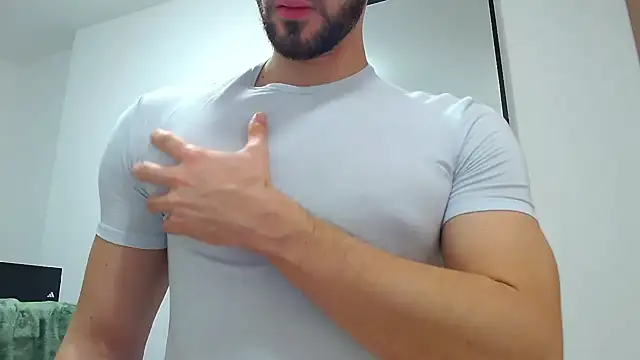 Snapshot of MARK_CHEST chatting on 10-16-25, 10:55 MARK CHEST online show from 10-16-25, 10:55